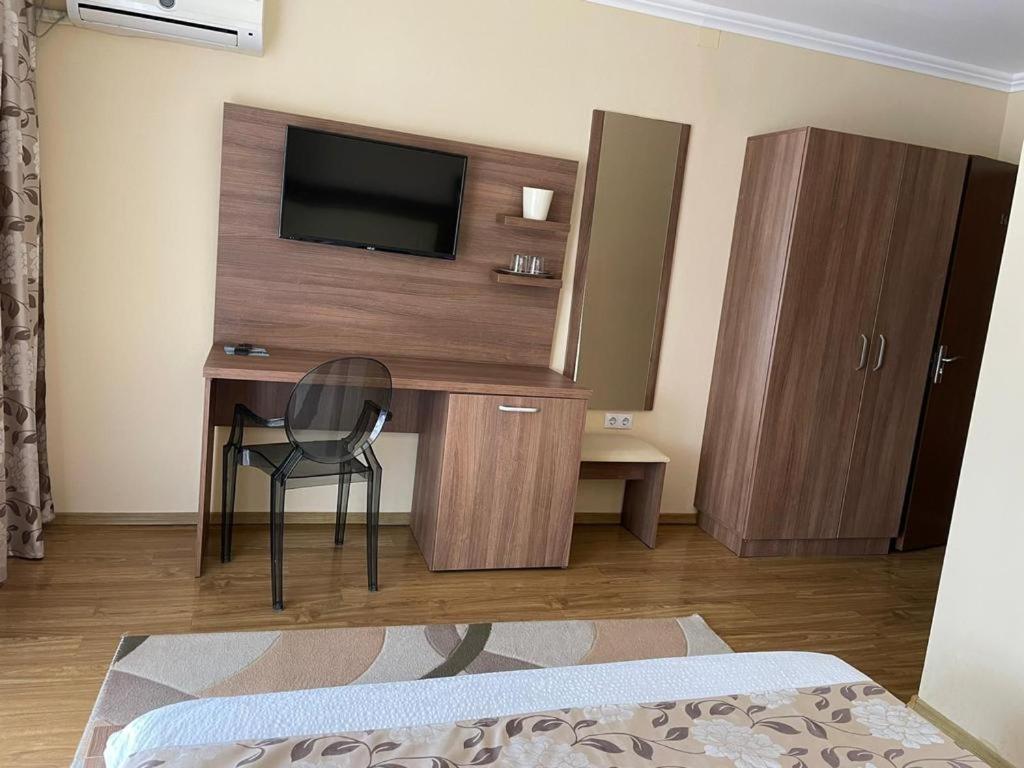 Pensiunea Deian-Clisura Dunarii Moldova Noua Ngoại thất bức ảnh